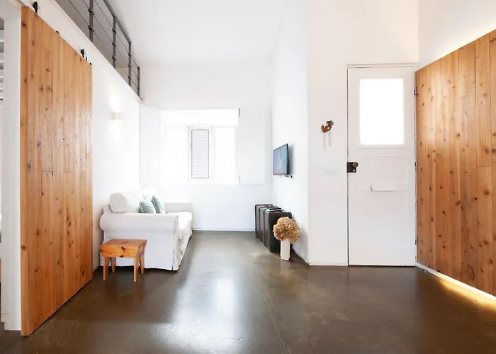 Casa Do Pisao - Cosy And Modern Two-bedroom Townhouse * 英雄港